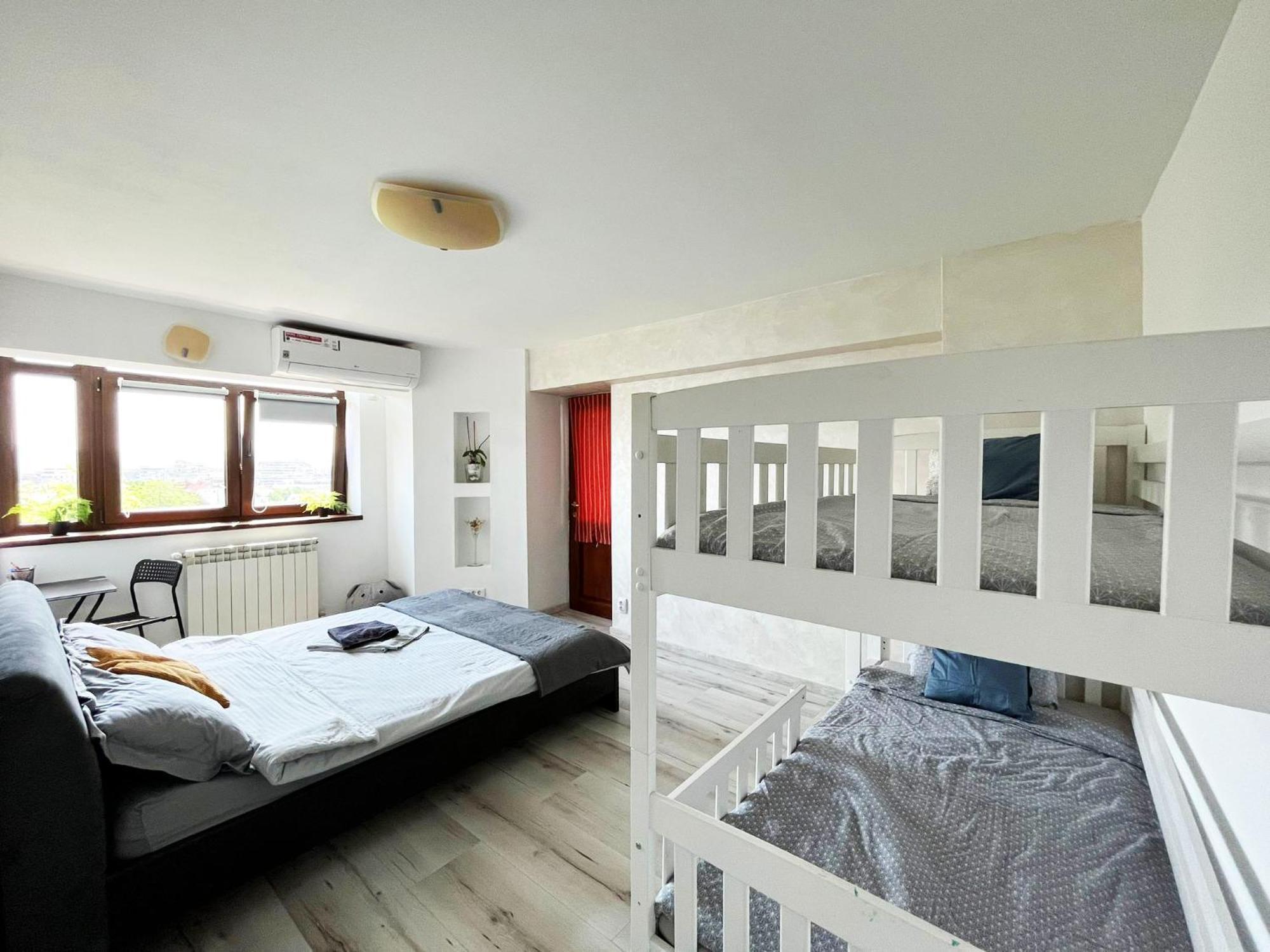 City Center Privat-Sauna Familyconcept Iasi Bagian luar foto